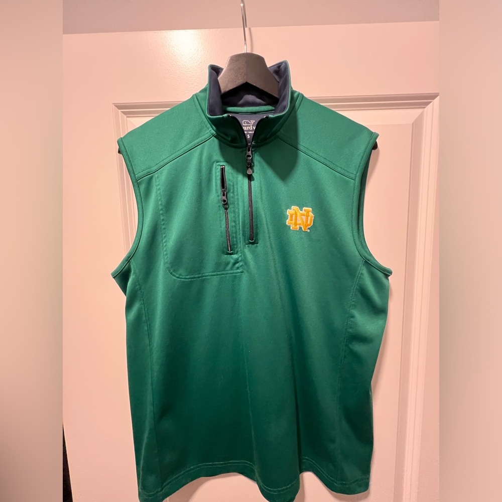 Mens Vineyard Vines vest